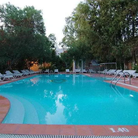 Okaliptus Отель