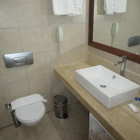 Okaliptus 4* 바이즈